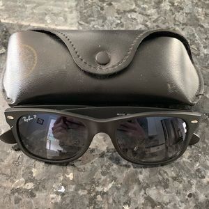 100% authentic new wayfarer ray bans.  Polarized!